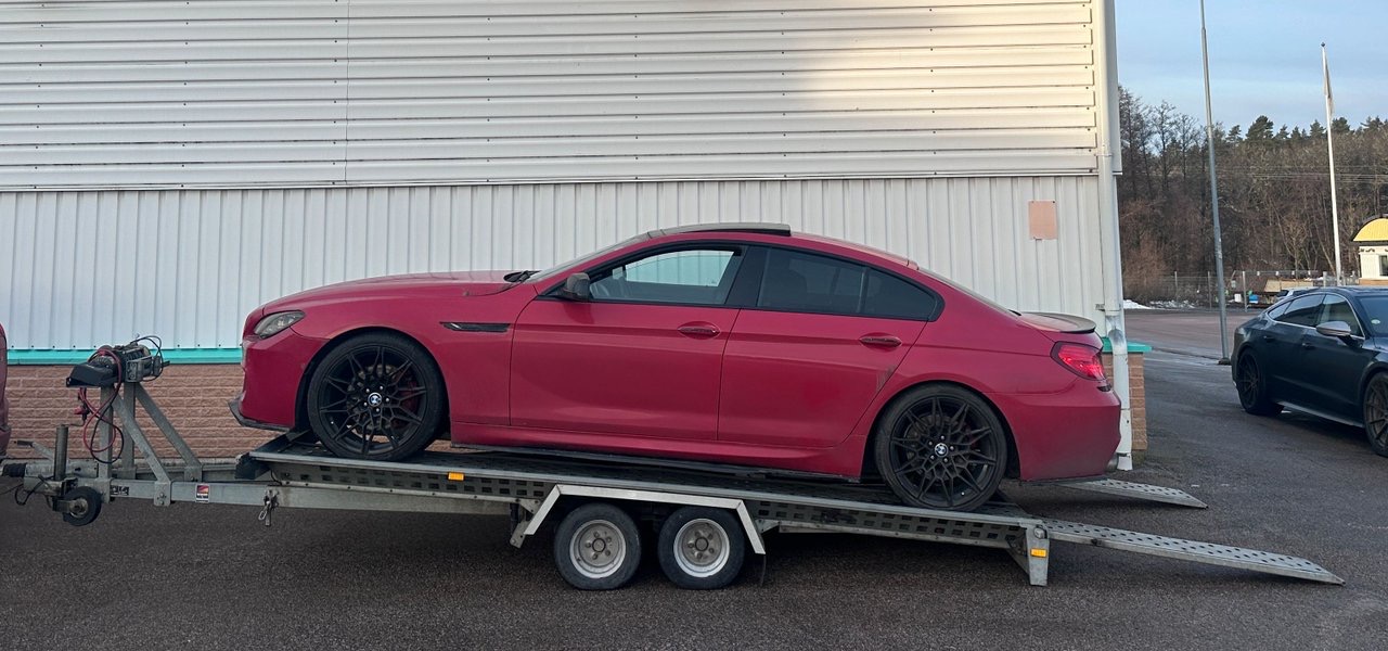 Biltransport maskinsläp 2700 kg tipp lastar 2050kg