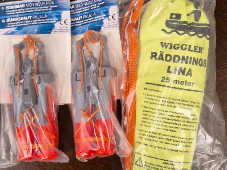 2st par isdubbar + 25m räddningslina