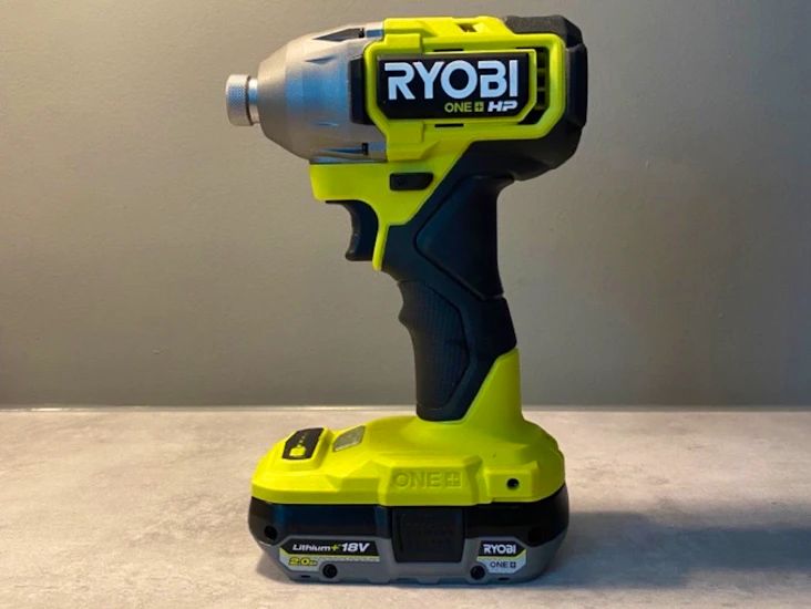 Ryobi batteridrevet verktøysett