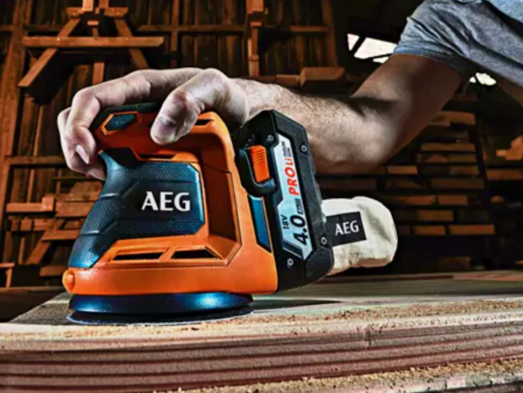 Excenterslip aeg -125 18v