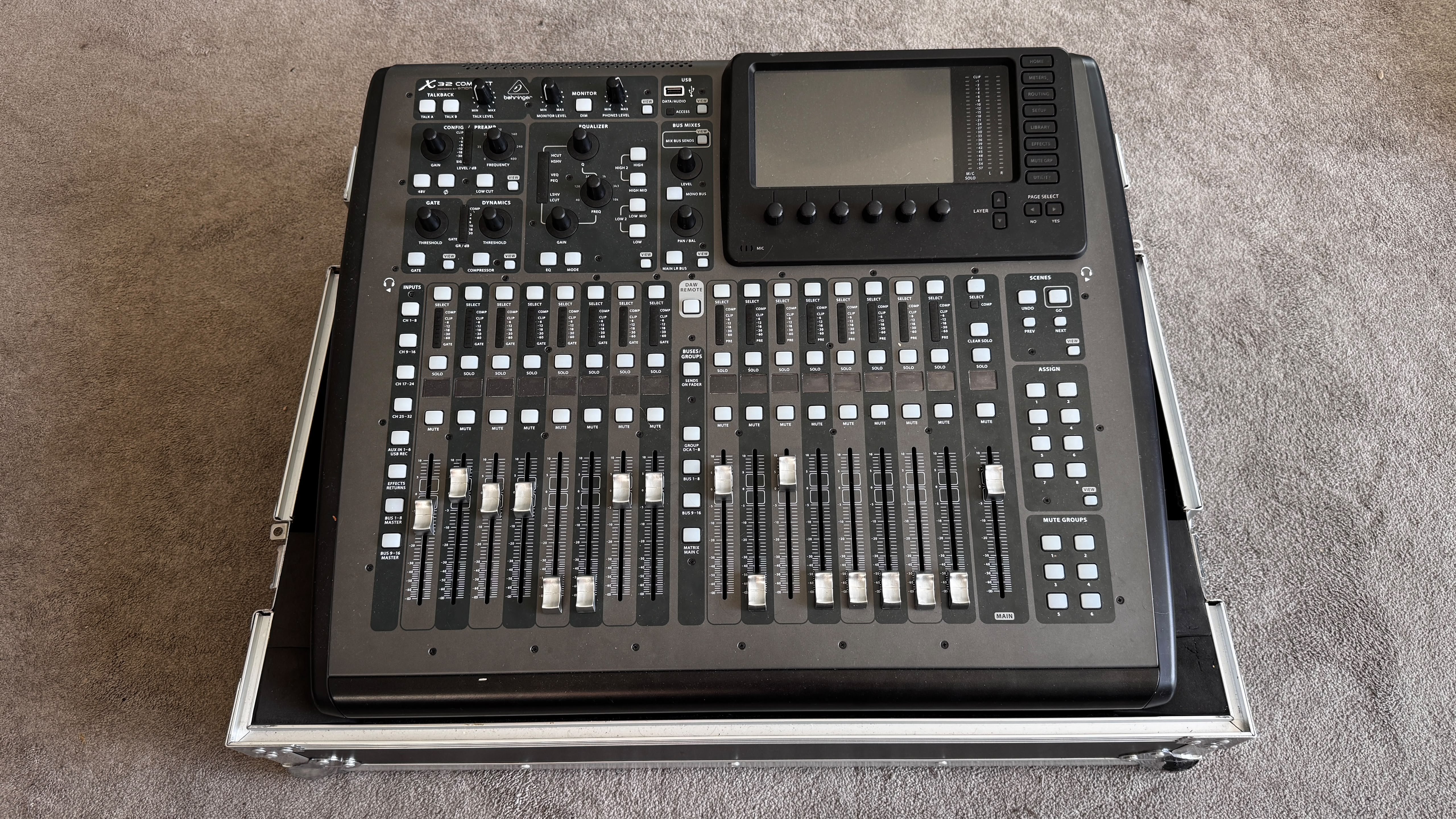 X32 compact with gator hardcase