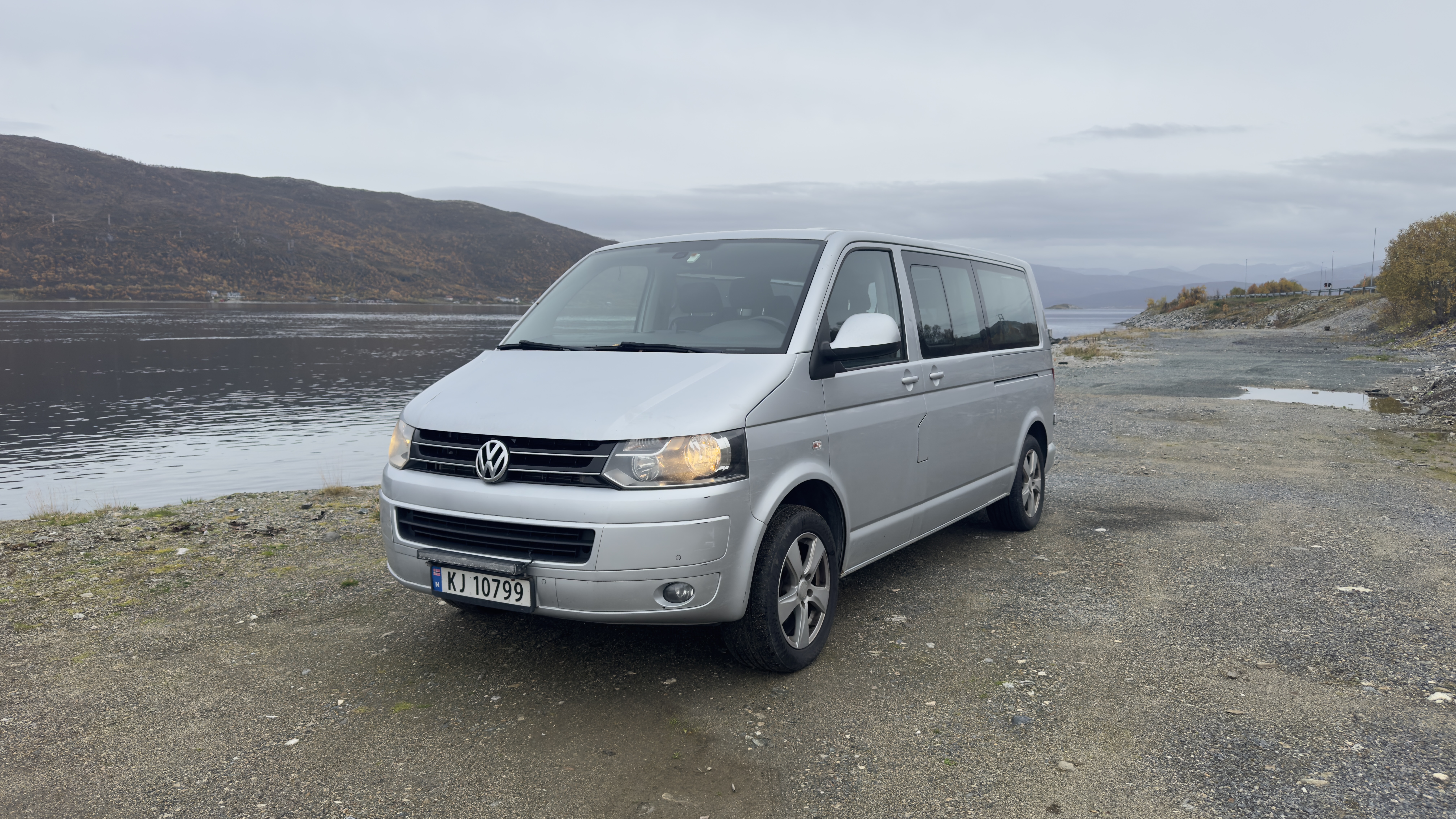 9 seater van / 9 seter vw t5 caravelle i tromsø – kan brukes som varebil