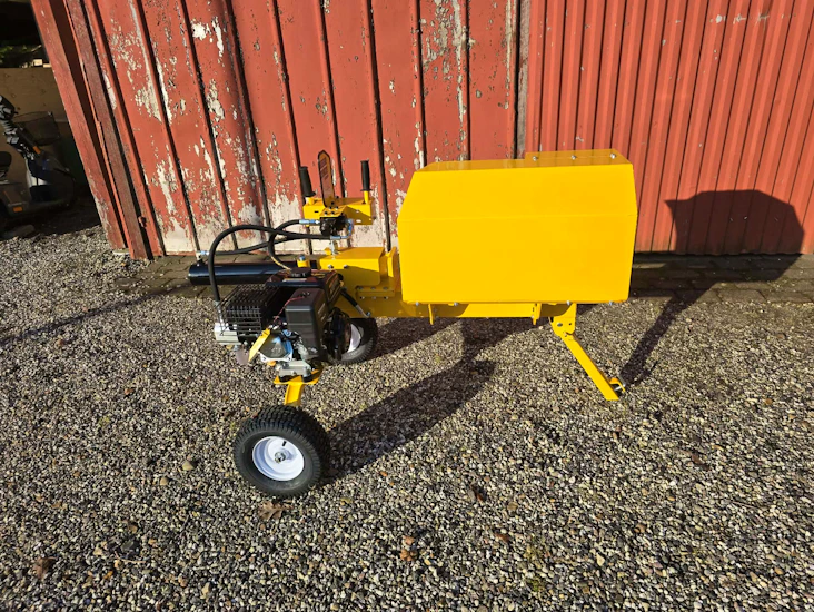 12t brænde kløver udlejes