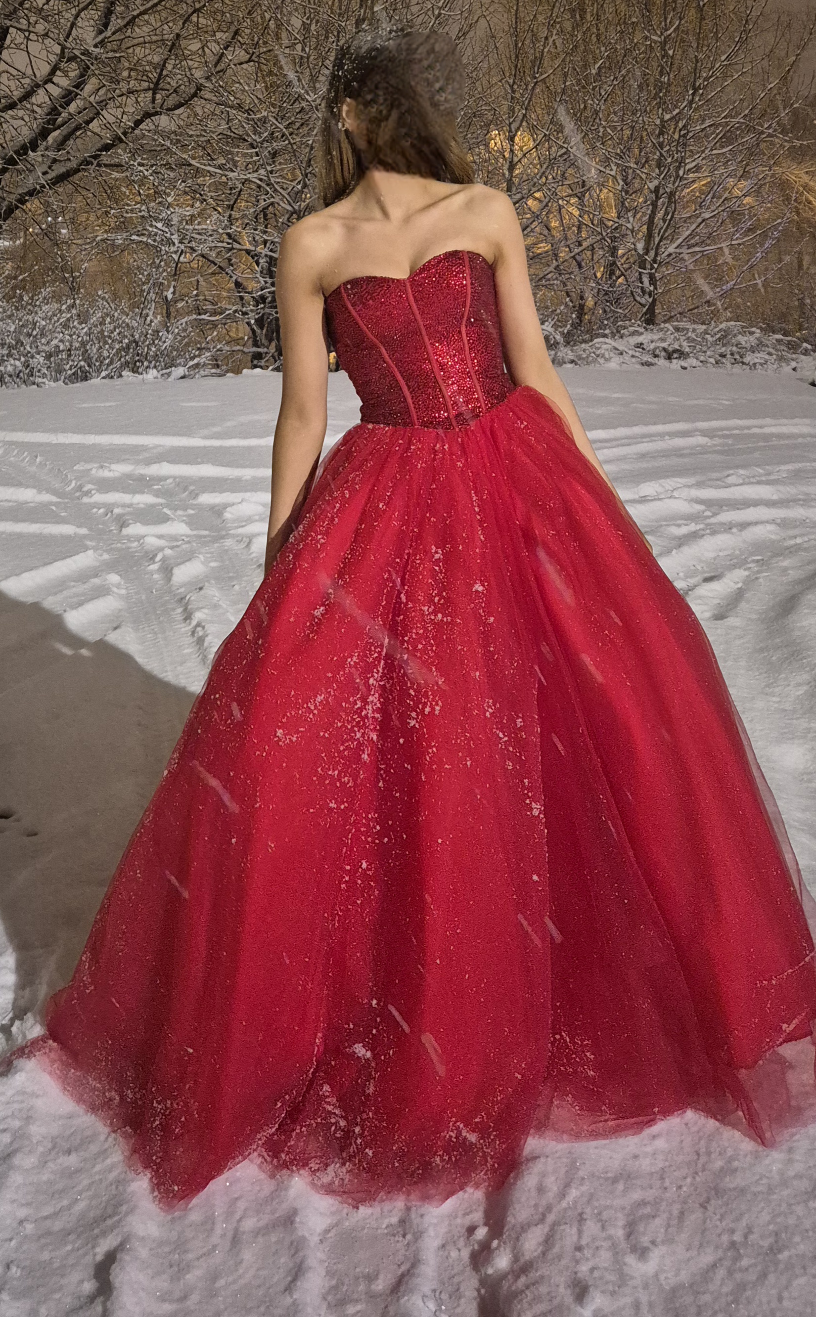 Nydelig rød ballkjole str s