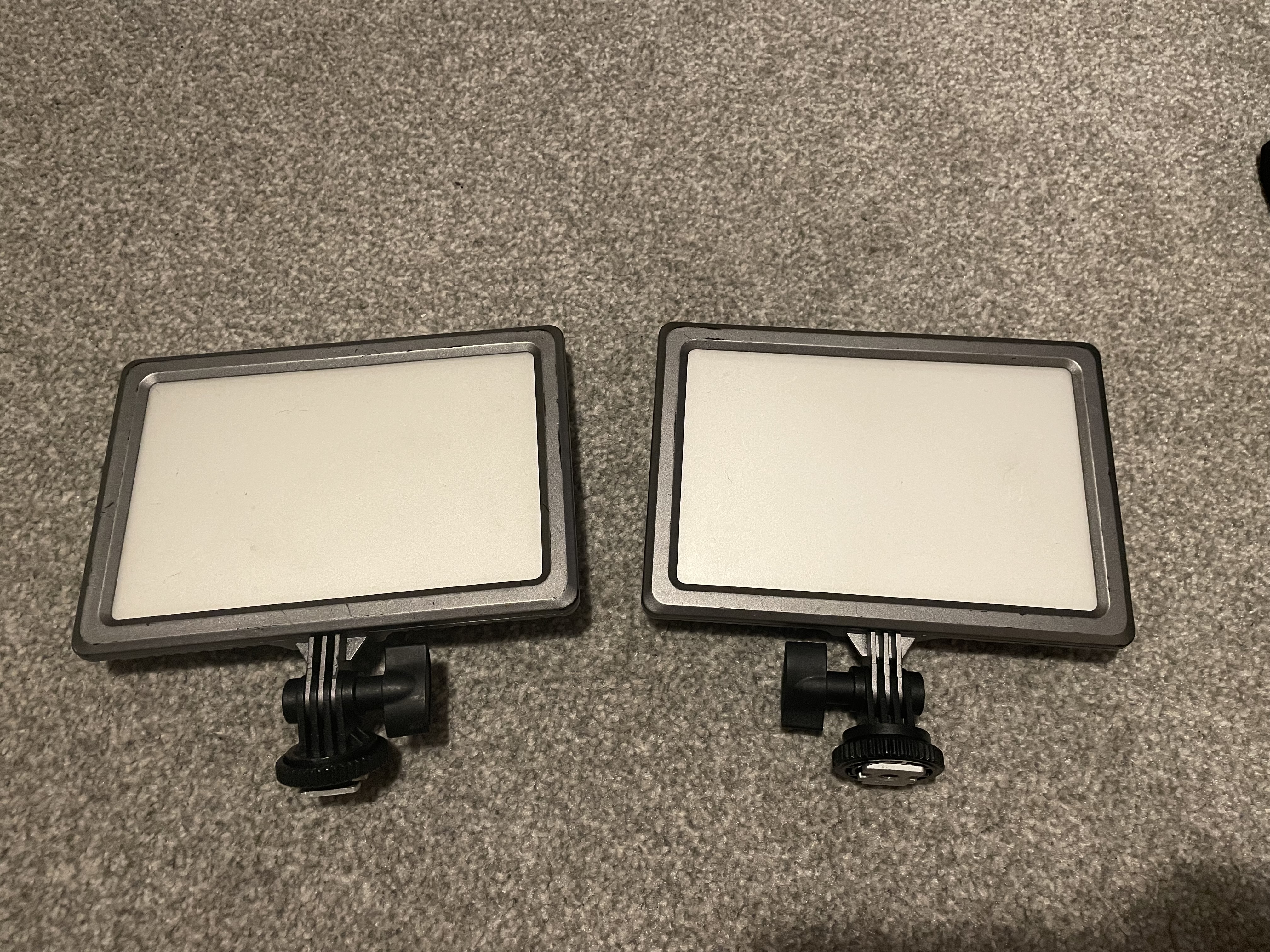Pair of nanlite lumipad 25 led panels and light stands 
