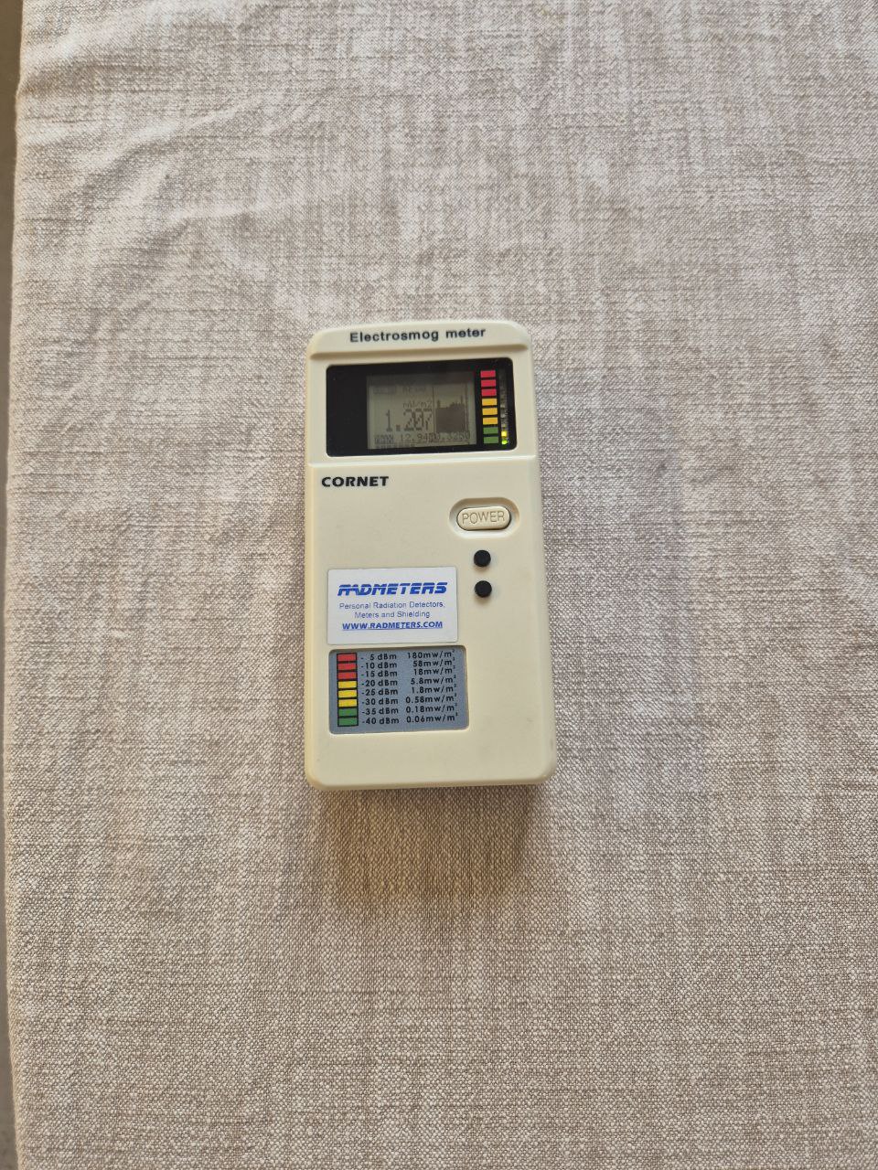 Cornet ed78s – elektrosmog-mätare (rf + gauss/lf) – mät trådlös strålning och magnetfält