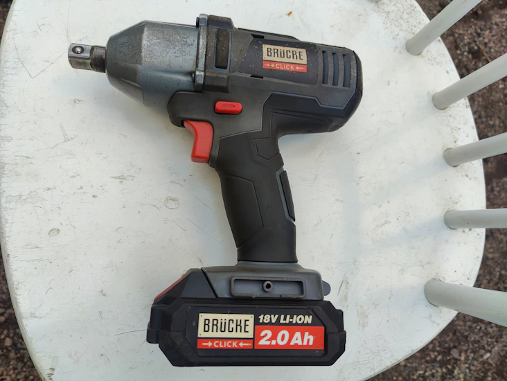 Mutterinväännin brucke 18v