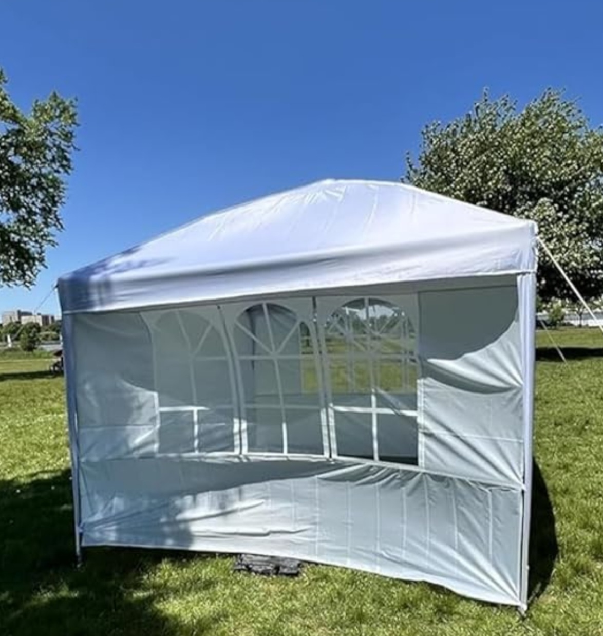 Pop up canopy 