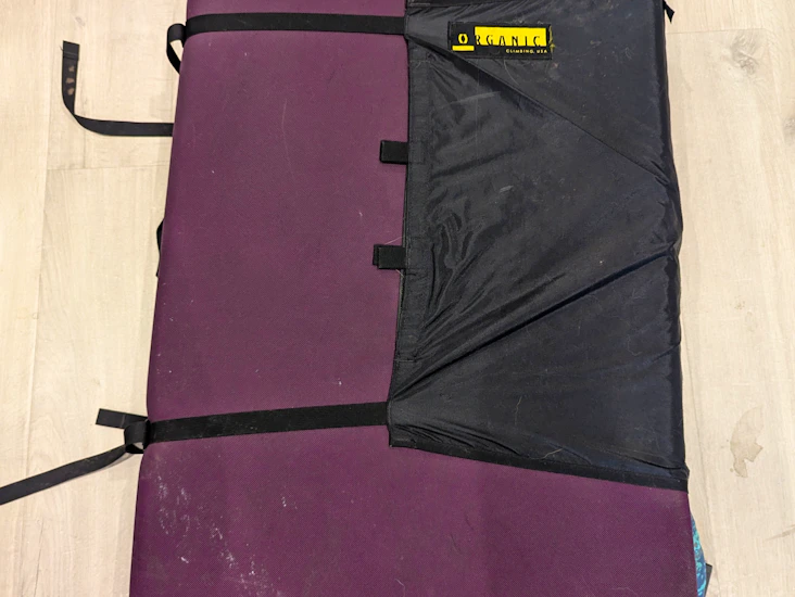 Organic bouldering mat / crash pad