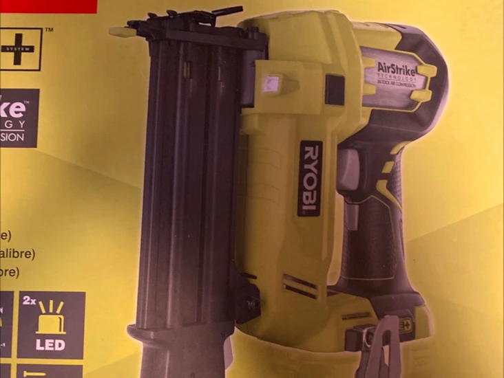 Ryobi spikerpistol