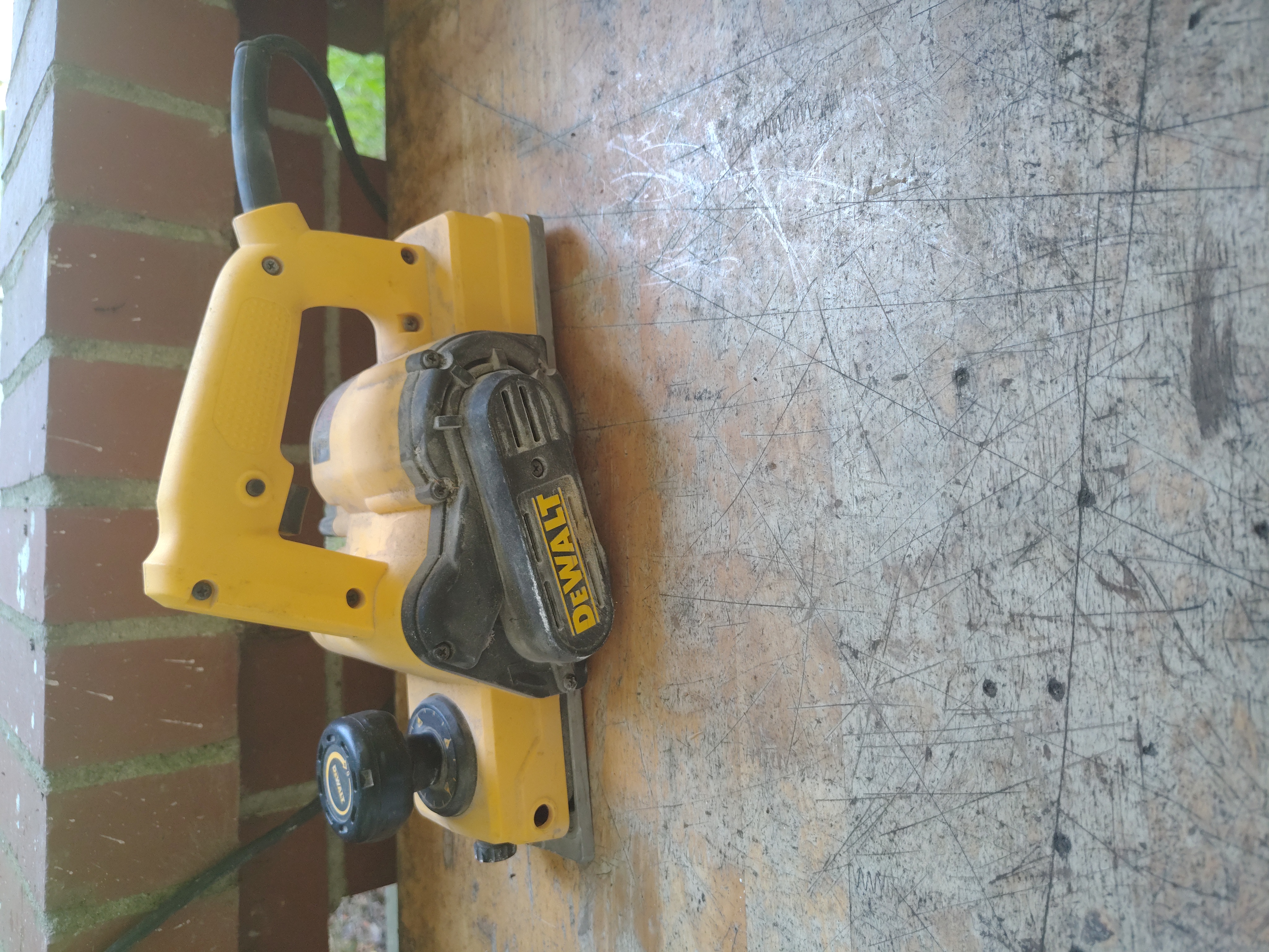 Dewalt electric hand planer