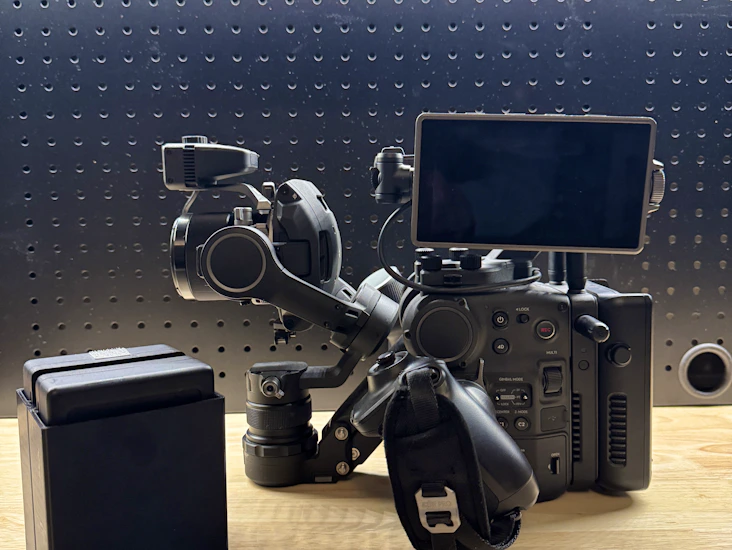 Dji ronin 4d 6k m/ high-bright monitor – komplett filmrigg