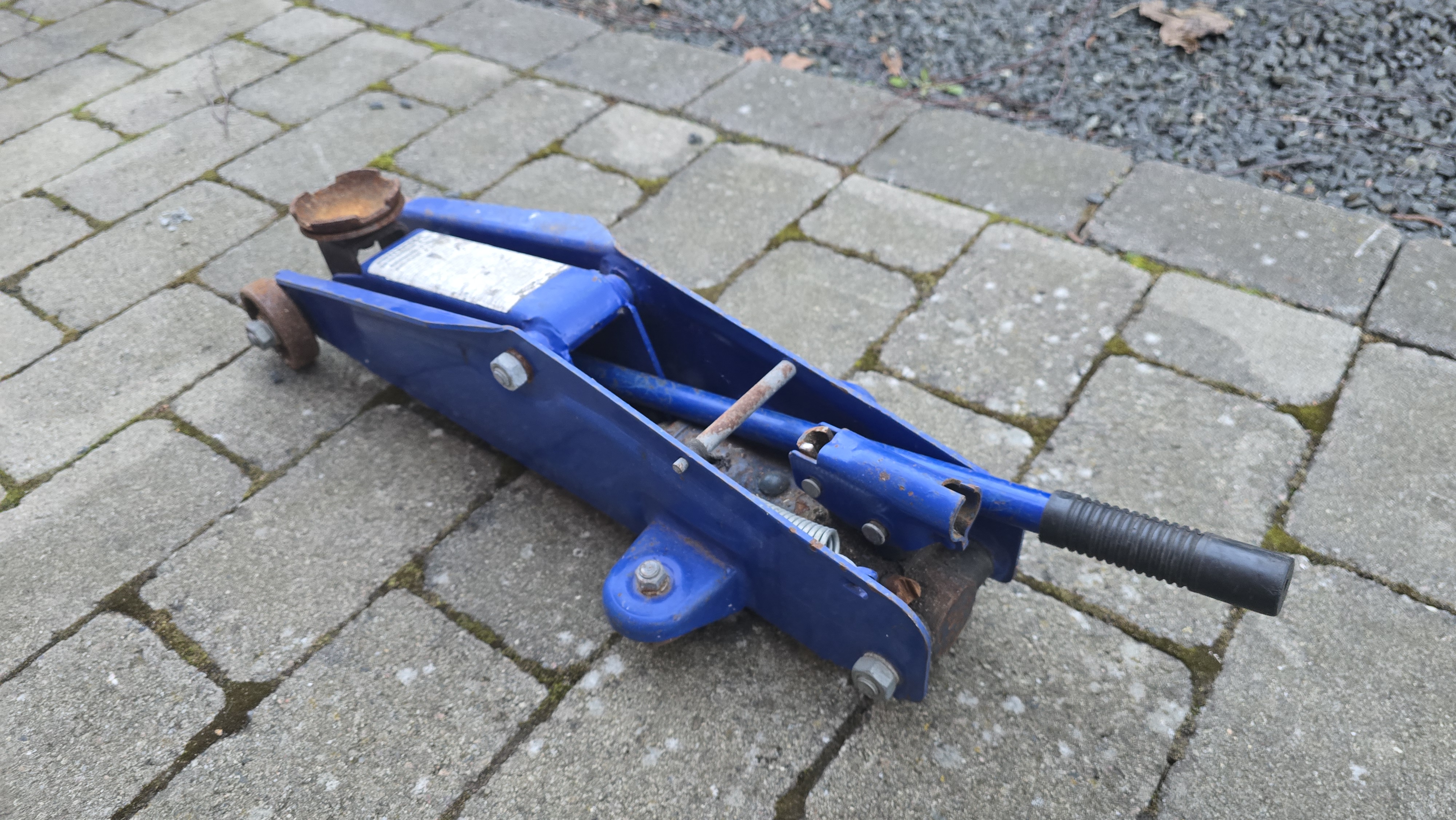 Domkraft 2 ton