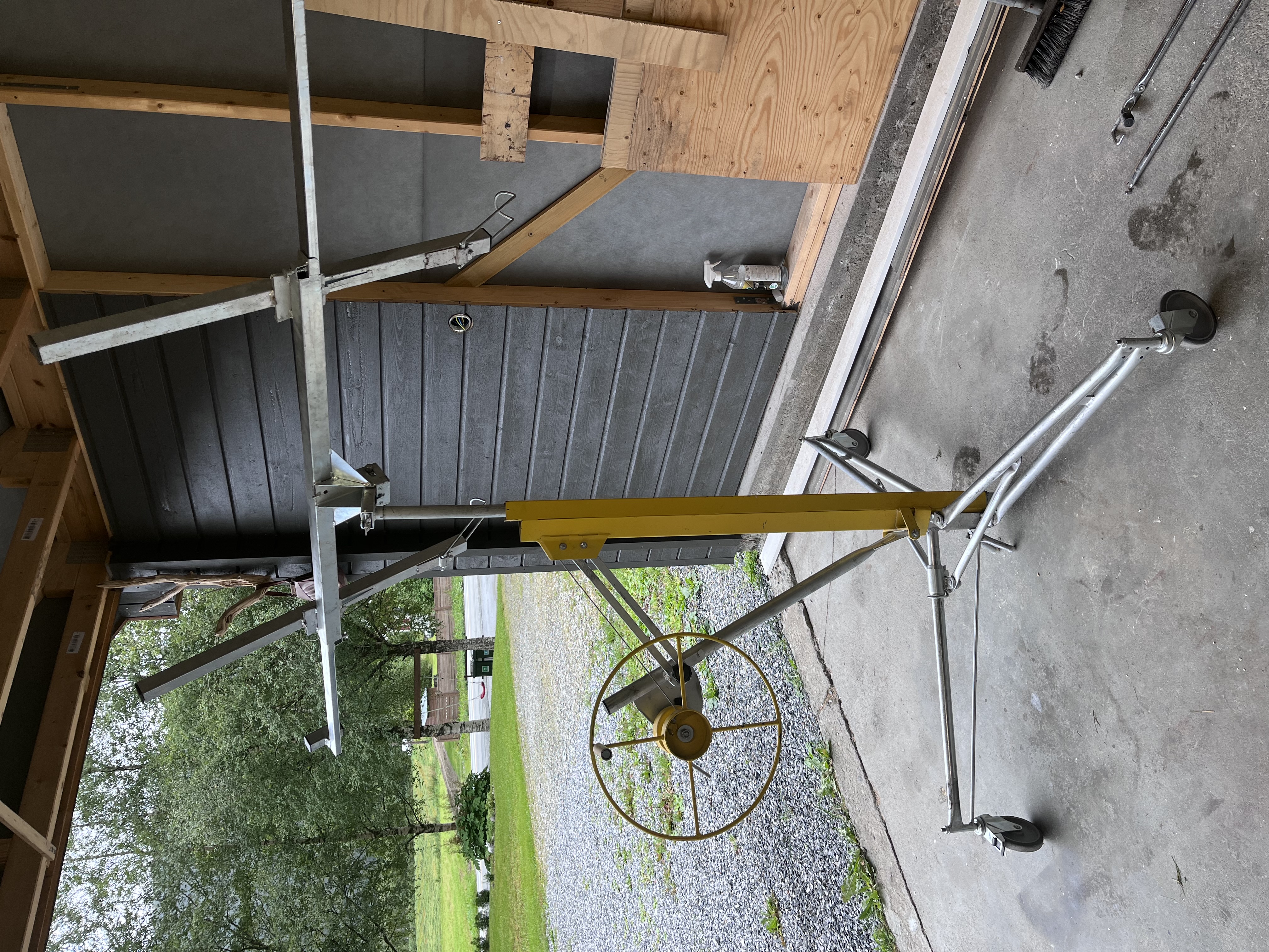 Gipsheis med skråløft leie ut