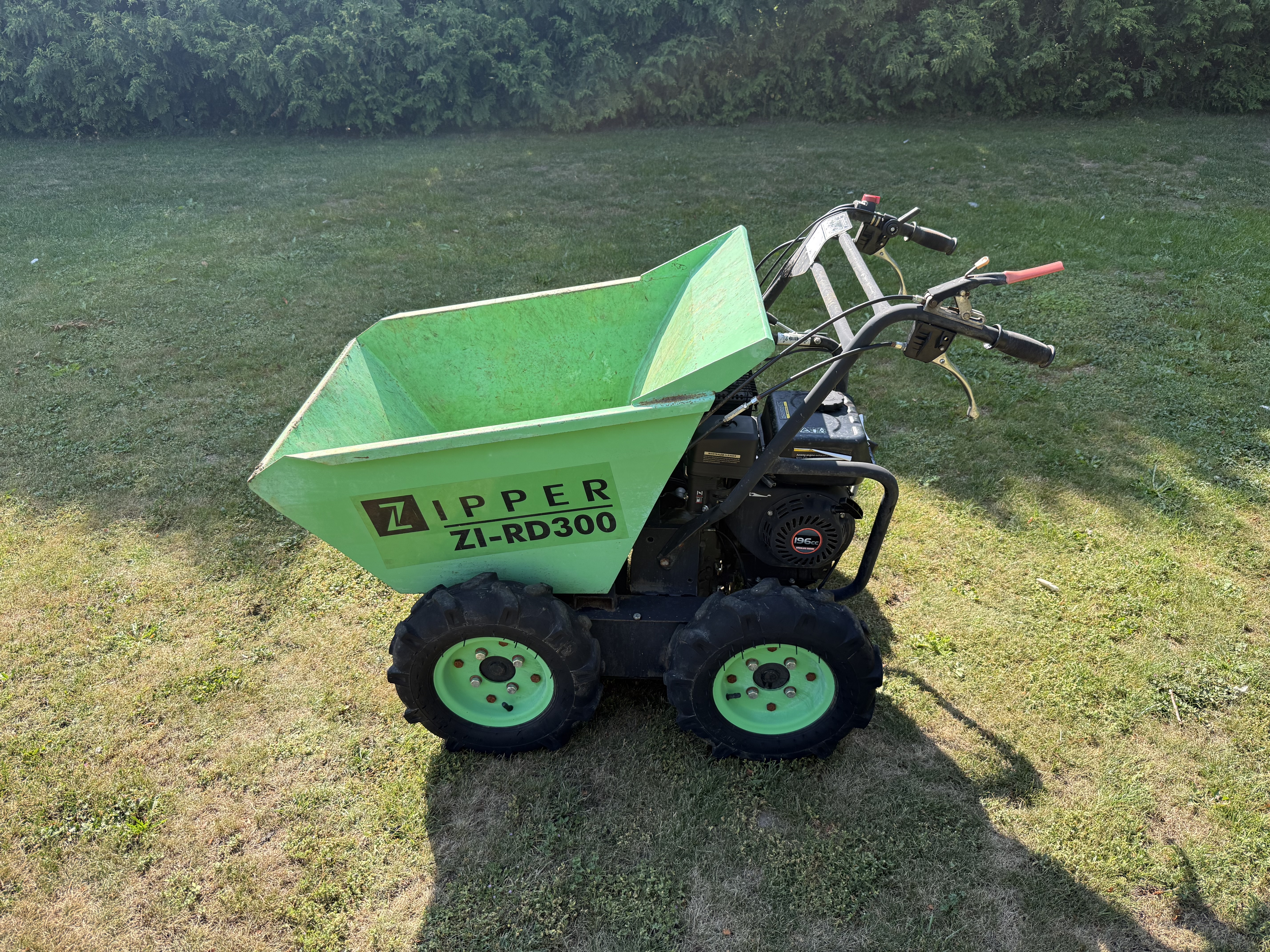 Minidumper/bensindriven skottkärra 4x4
