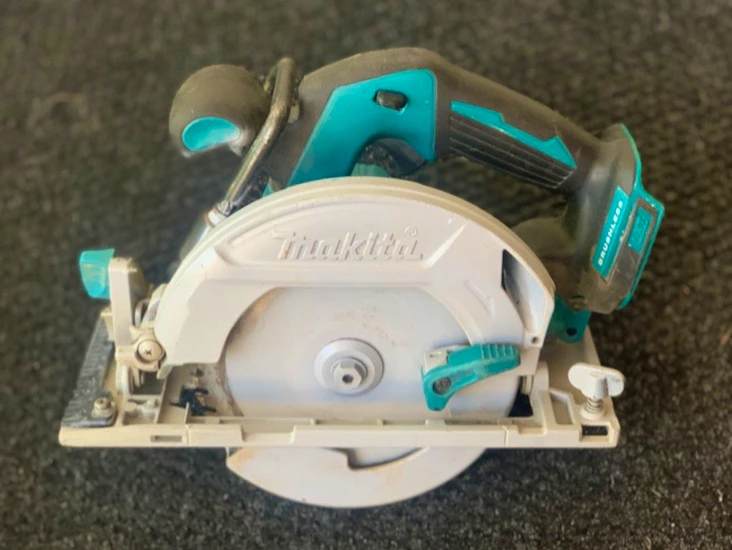 Makita dhs680 akkukäyttöinen pyörösaha