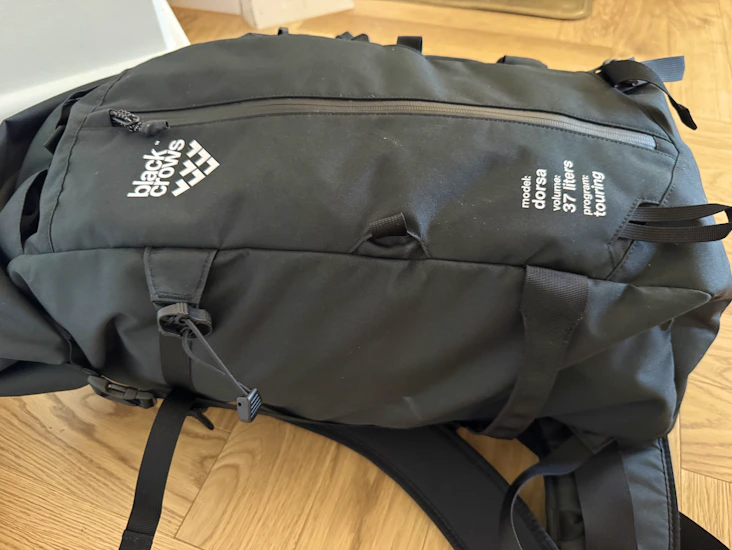 Black crows dorsa 37 laskureppu / backpack 🎒⛷️