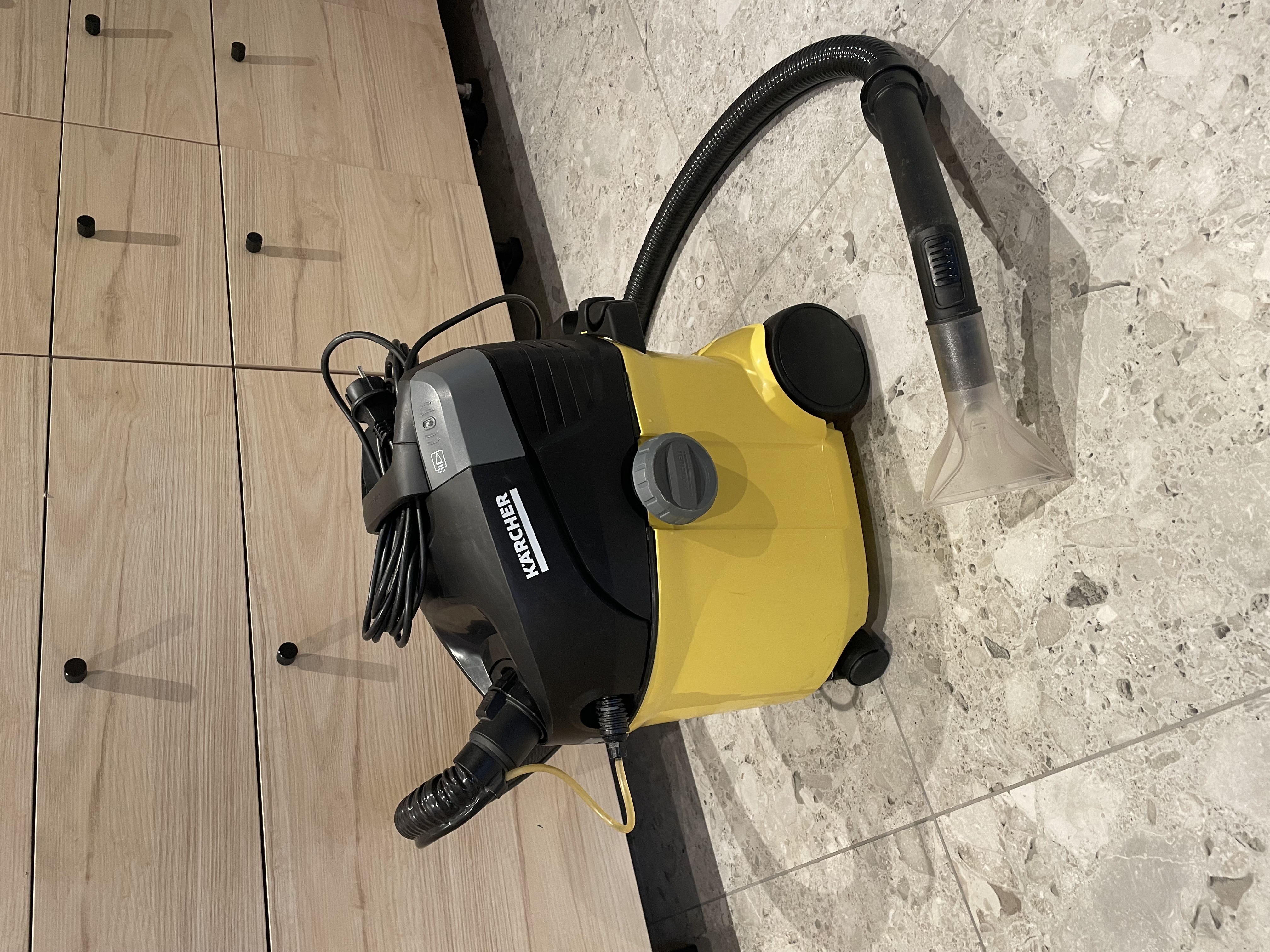 Matt/texilvårdsmakskin kärcher