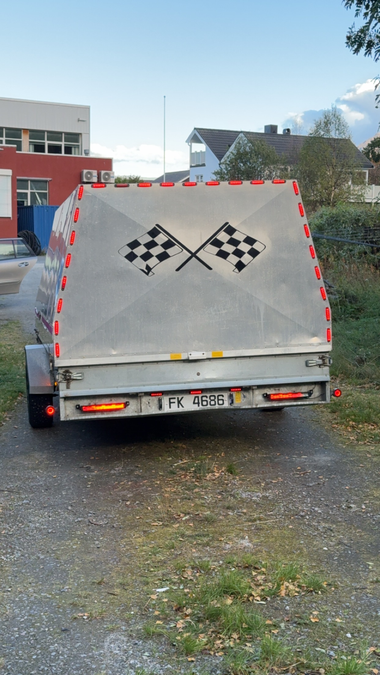 Tiab 4p kapellhenger med tipp