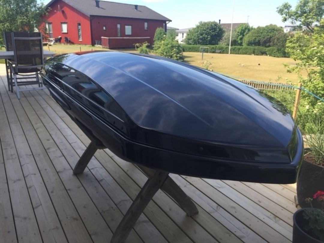 Thule takbox med räcken 
