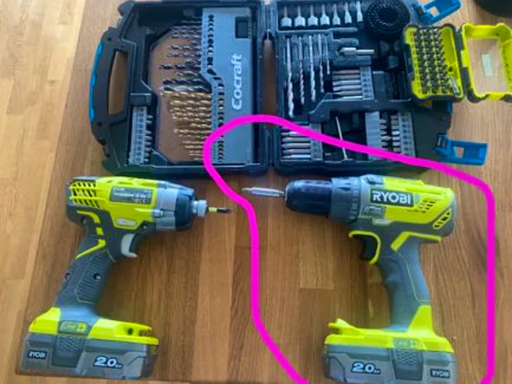 Borrskruvdragare ryobi. bits/borr låda ingår