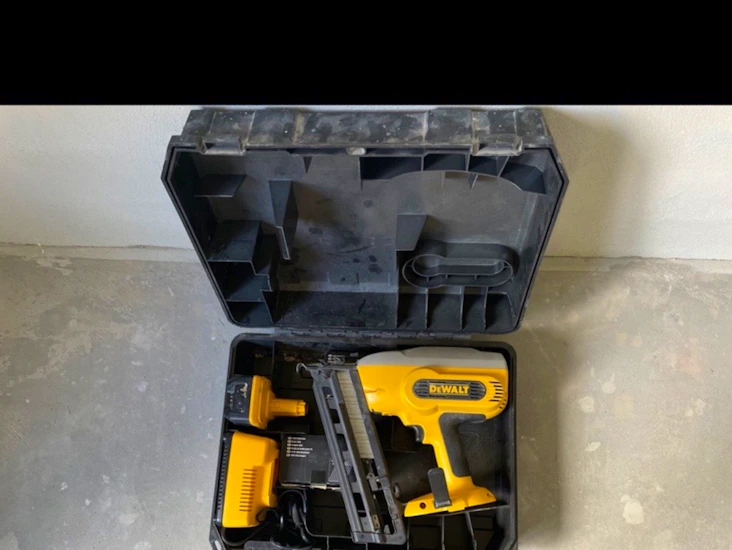 Dewault dyckertpistol dc618