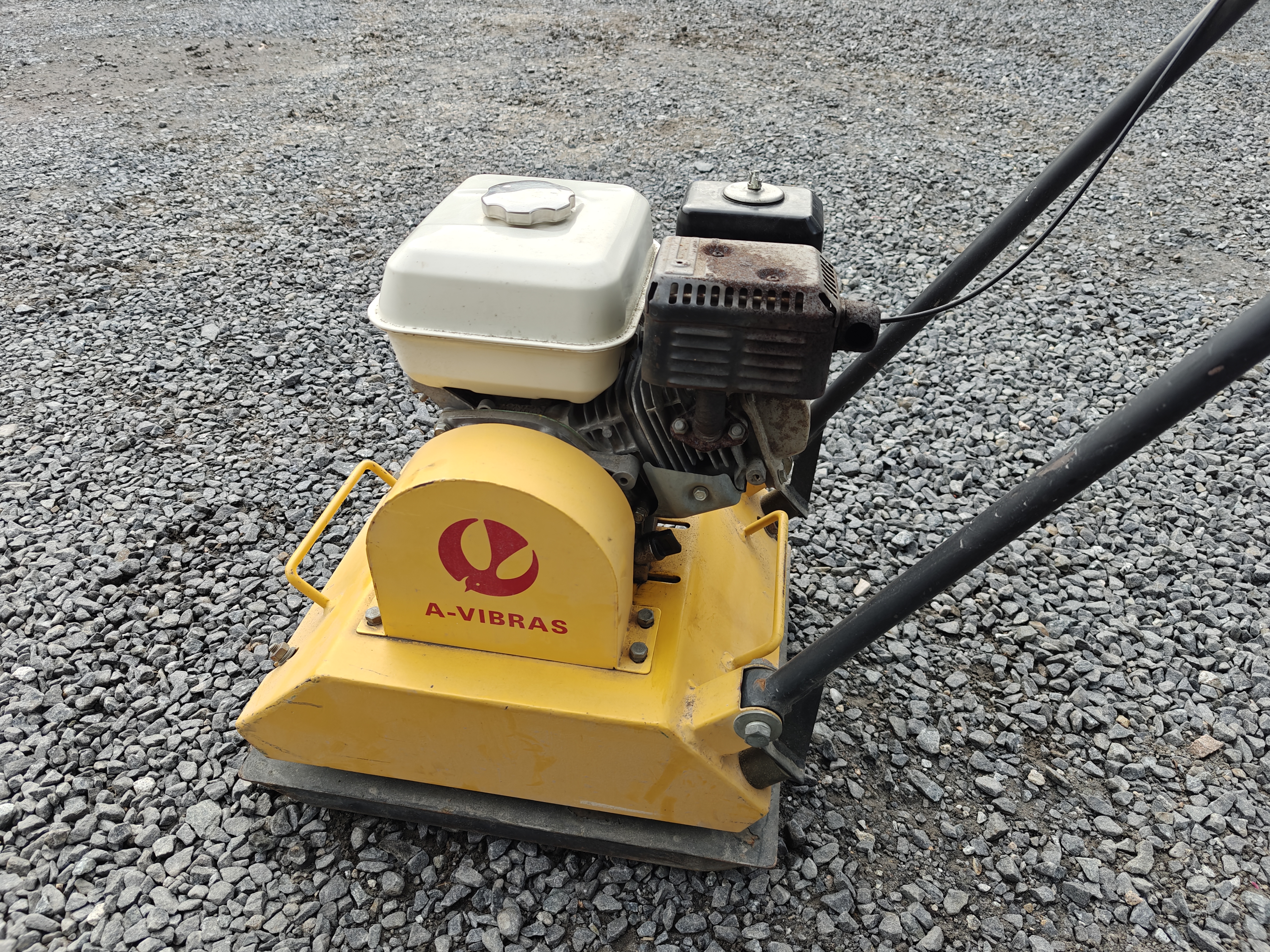 Tärylätkä 75kg honda gx160