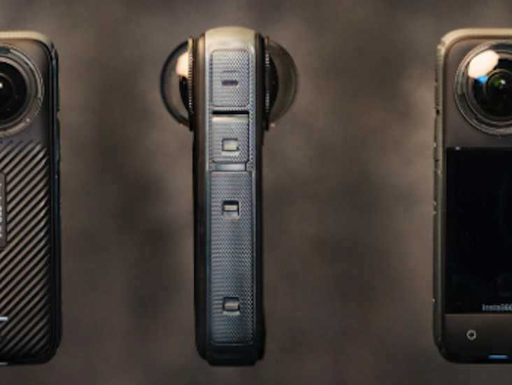 X4 insta360 camera video photo ( similar to gopro)