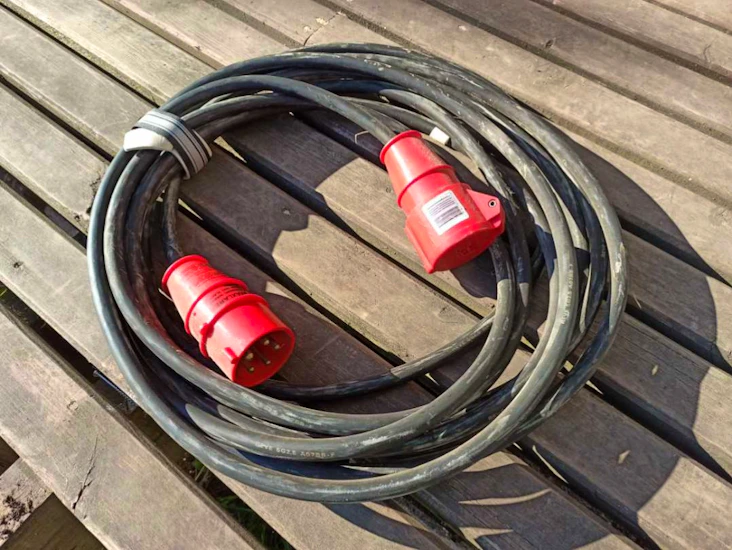 Trefas förlängningskabel / skarvsladd