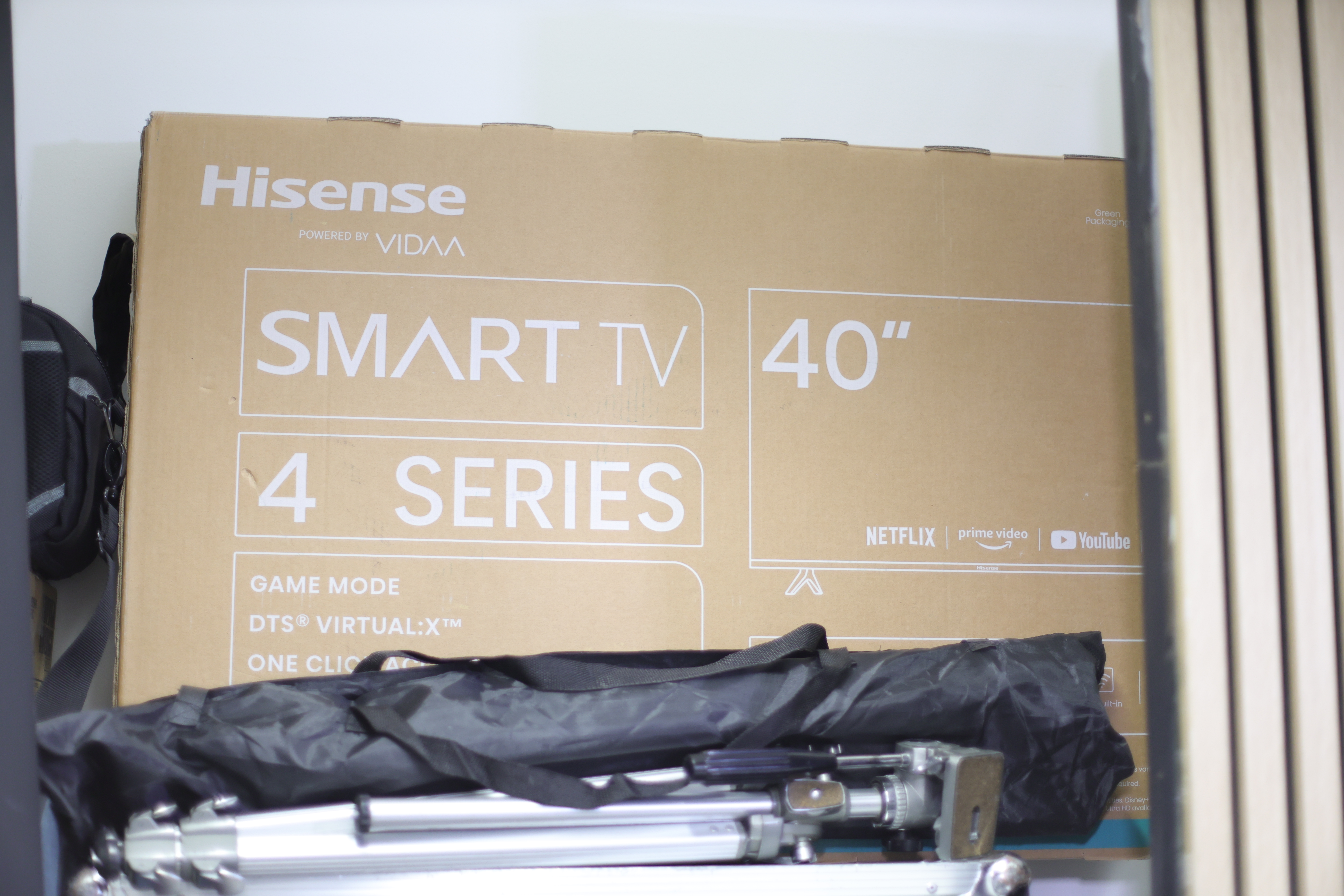 Hisense 40" smart tv – 4 series, hdmi / freeview – monitor or viewing screen (london)