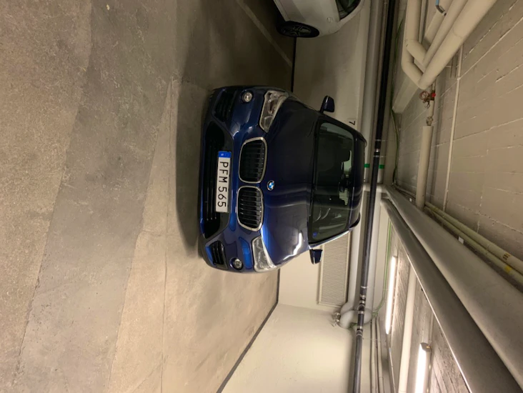 Garageplats, ett stenkast från odenplan