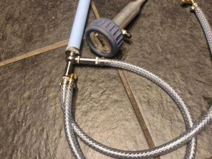 Tryck & vakuumprovare drev och utombordare