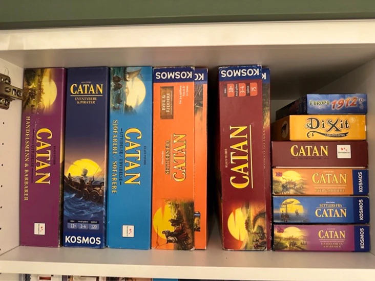 Brettspill +70 titler