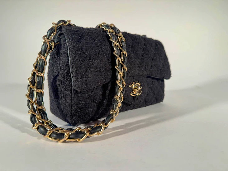 Chanel mini single flap tweed 2010