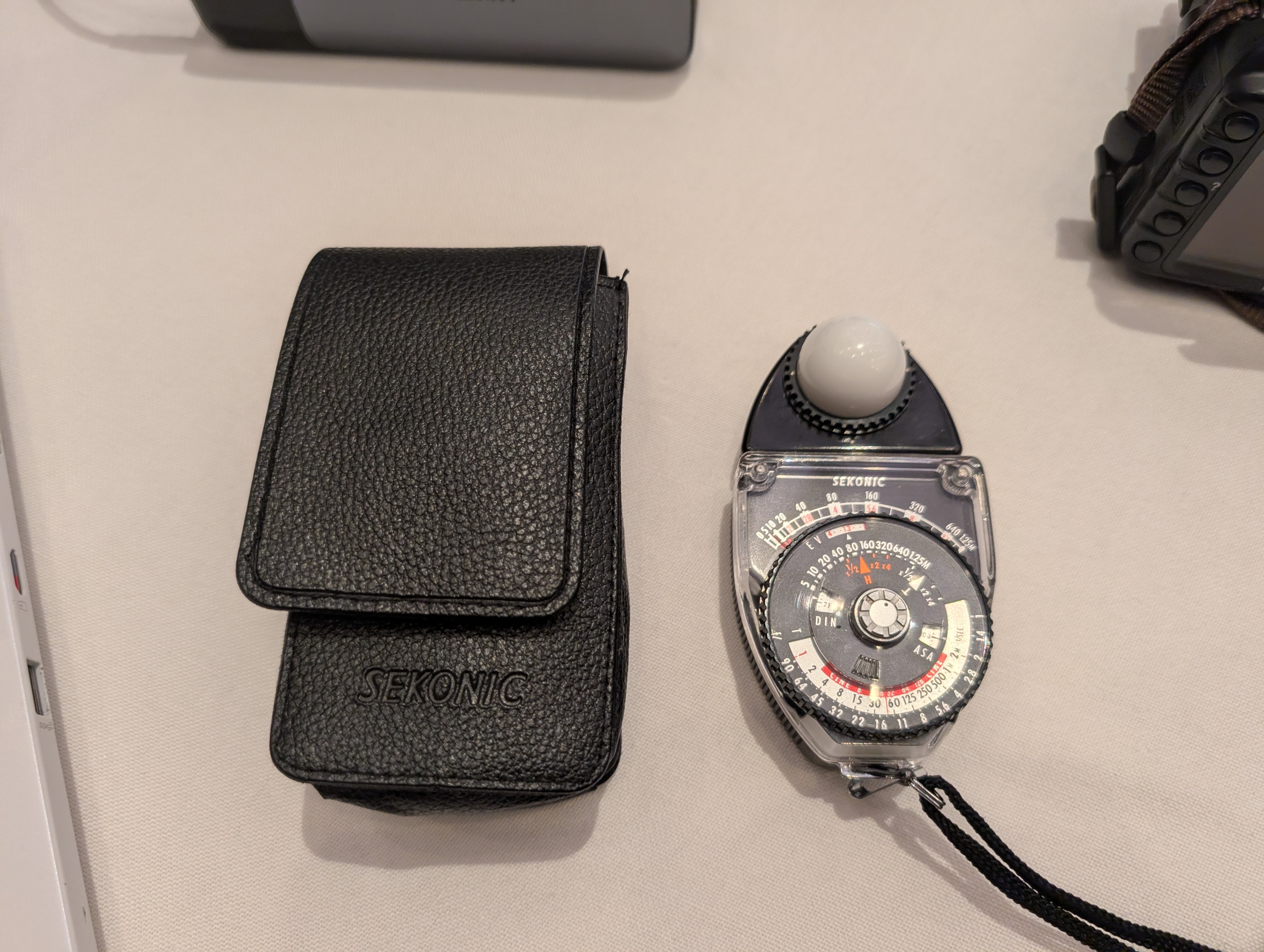 Sekonic studio deluxe l-398 vintage analogue light meter