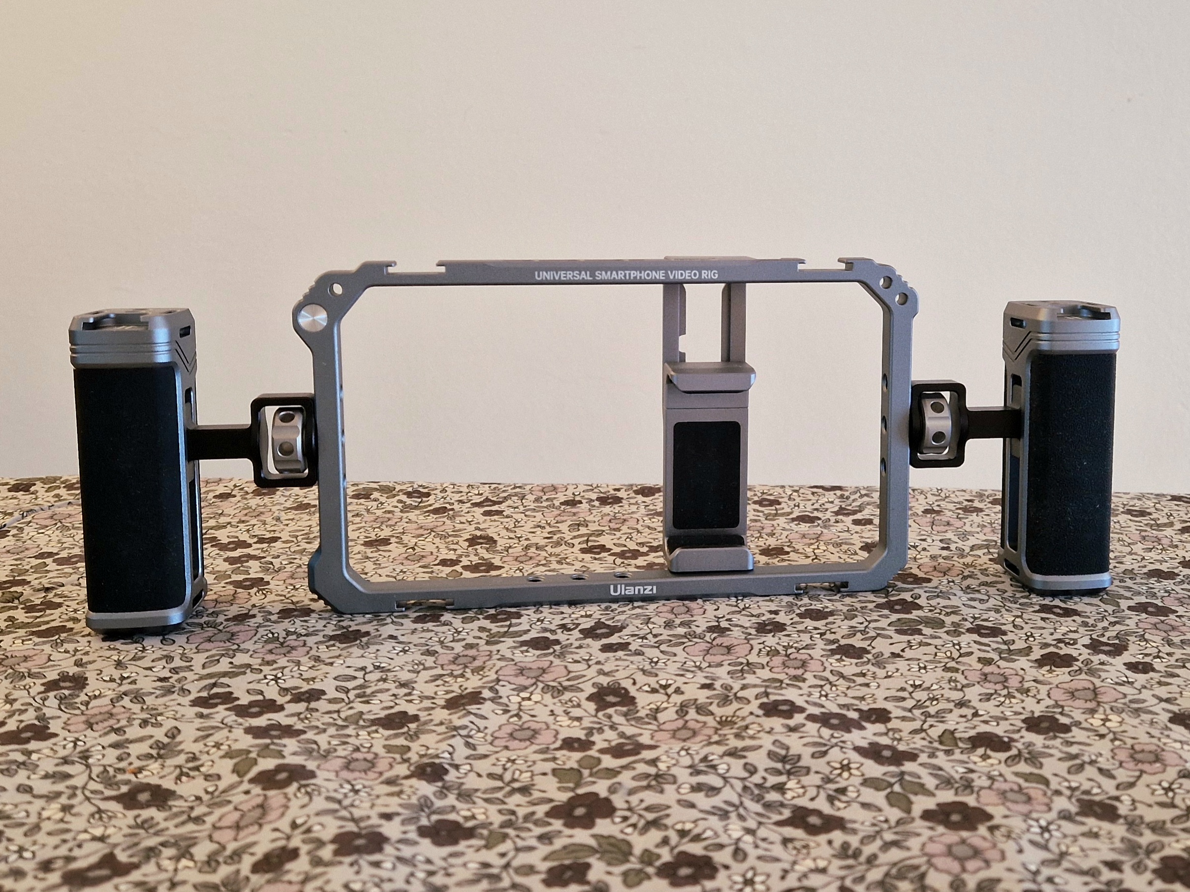 Mobil cage / smallrig for smartphone video – ulanzi video rig