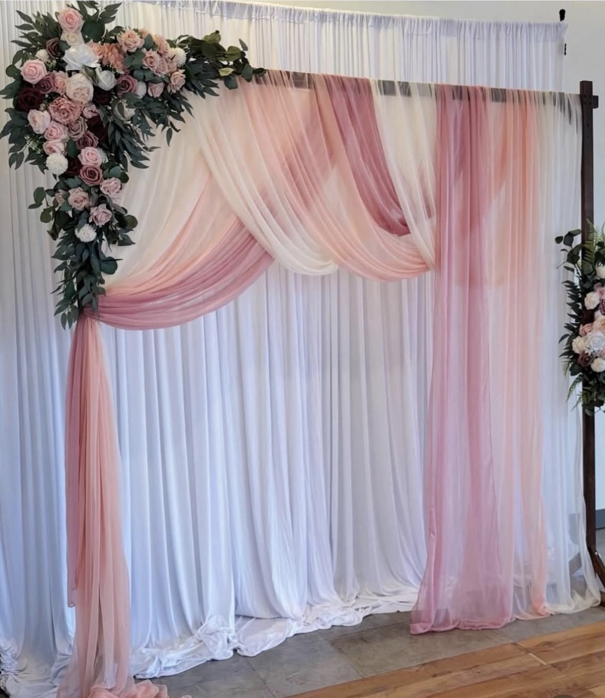 Blommor & draperi
