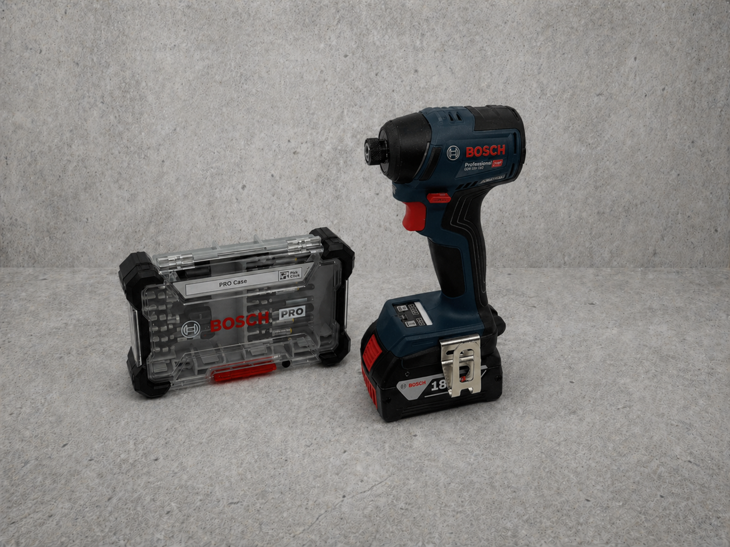 Slagskruvdragare bosch 18v inkl bits/hylsor