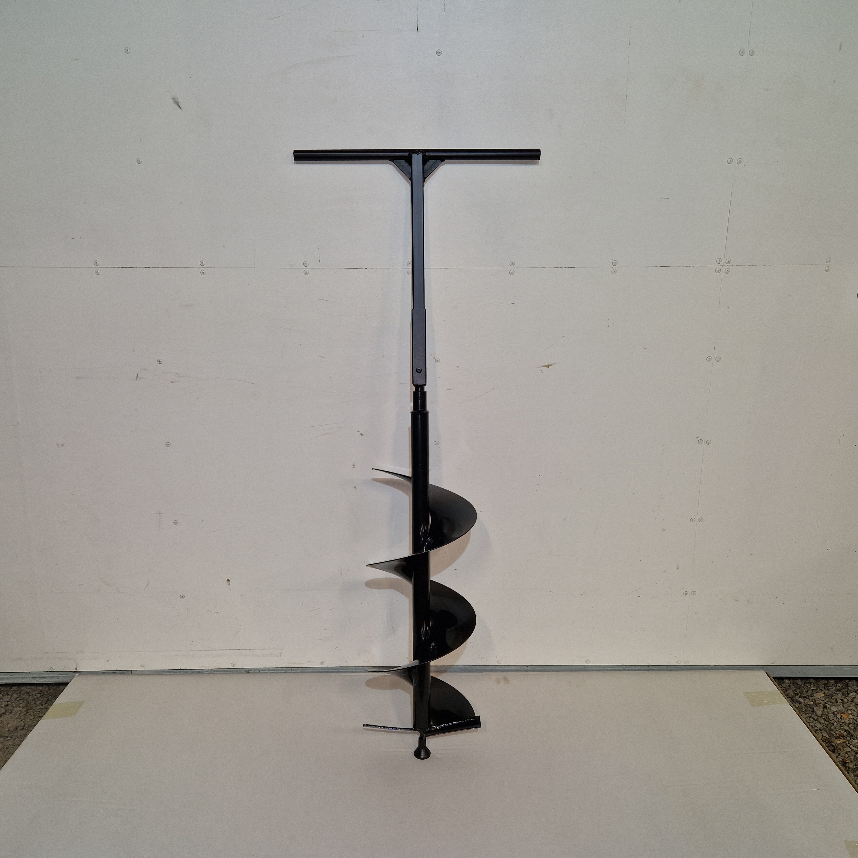 Jordborr manuell 24 cm