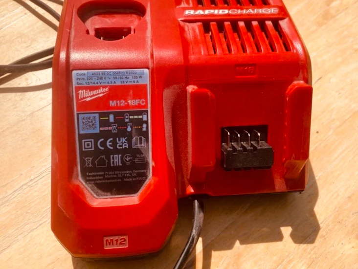 Milwaukee rapid charger - m18 och m12