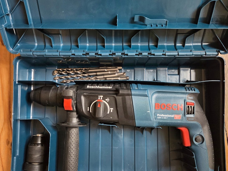 Bosch professional gbh 2-26 f borehammer med sds plus og alm patron