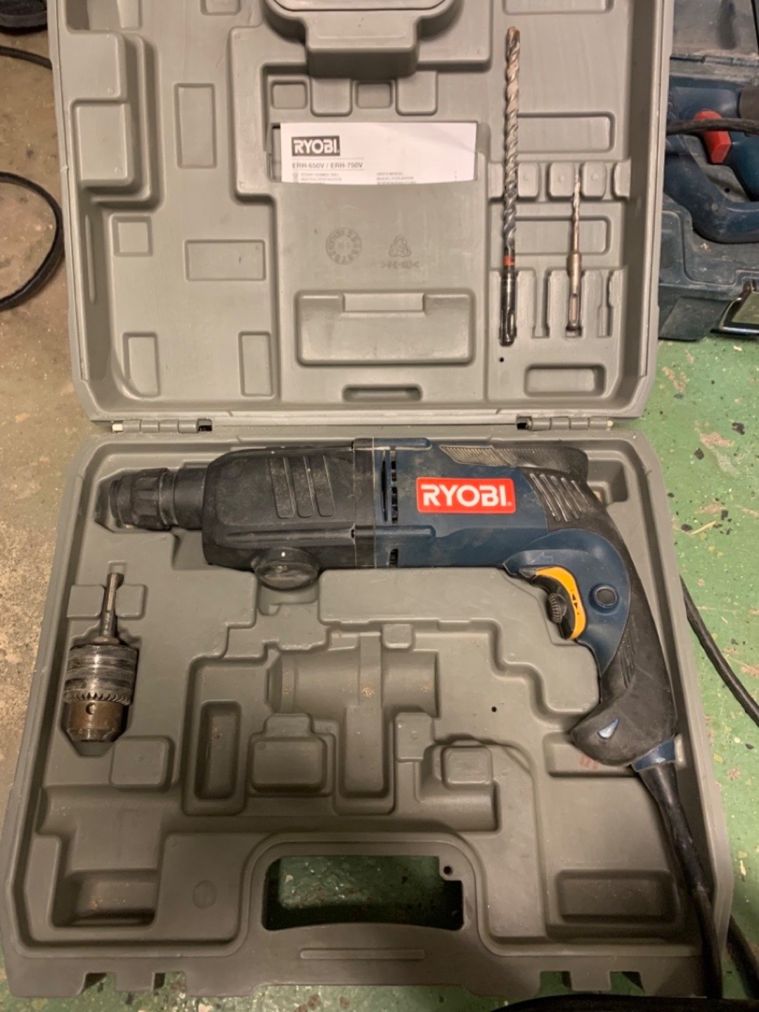 Ryobi slagborrmaskin