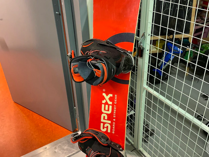 Utleie av snowboard 162/155/150 og støvler