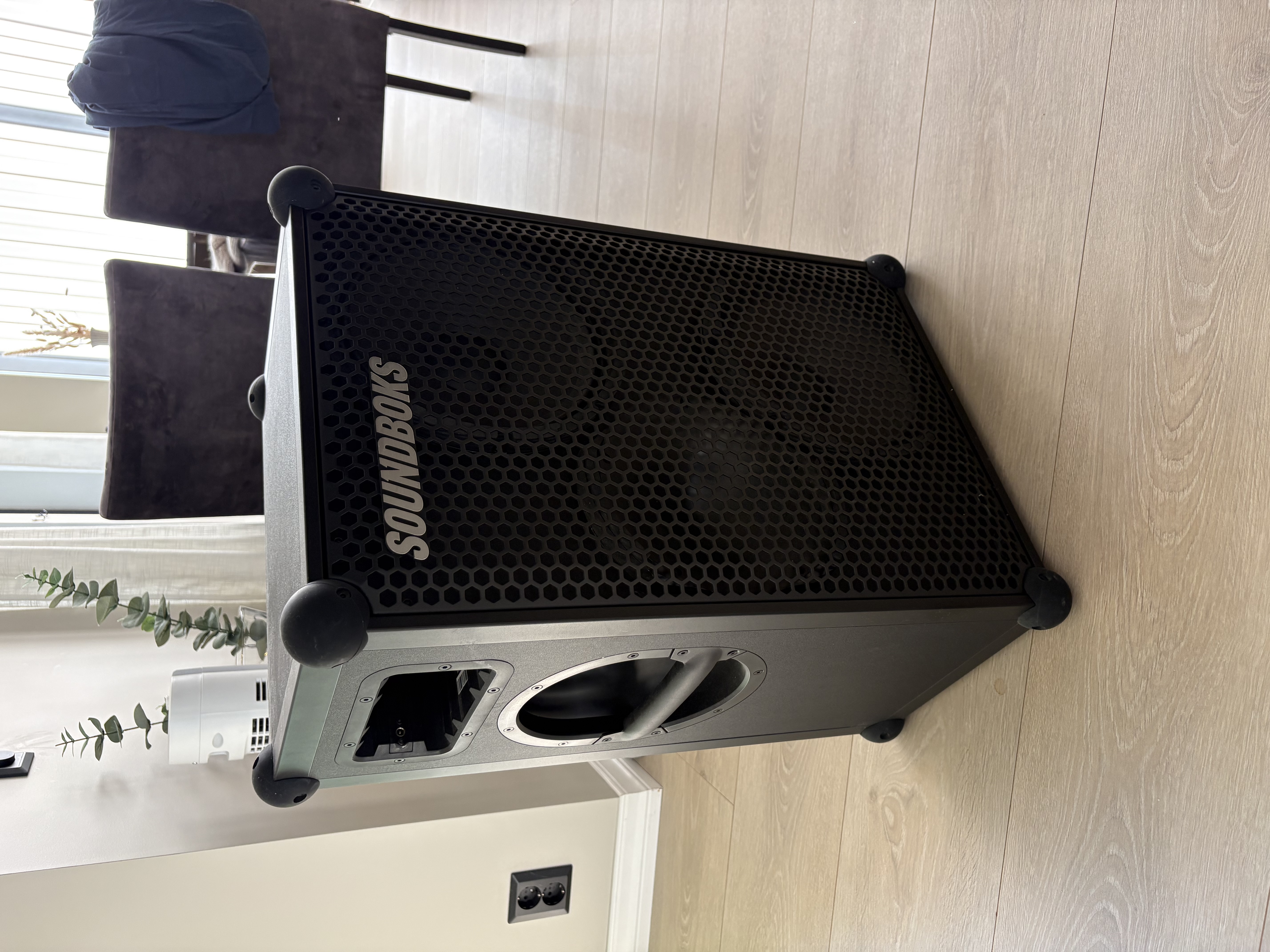 Soundboks 3 – 2 batterier + lader