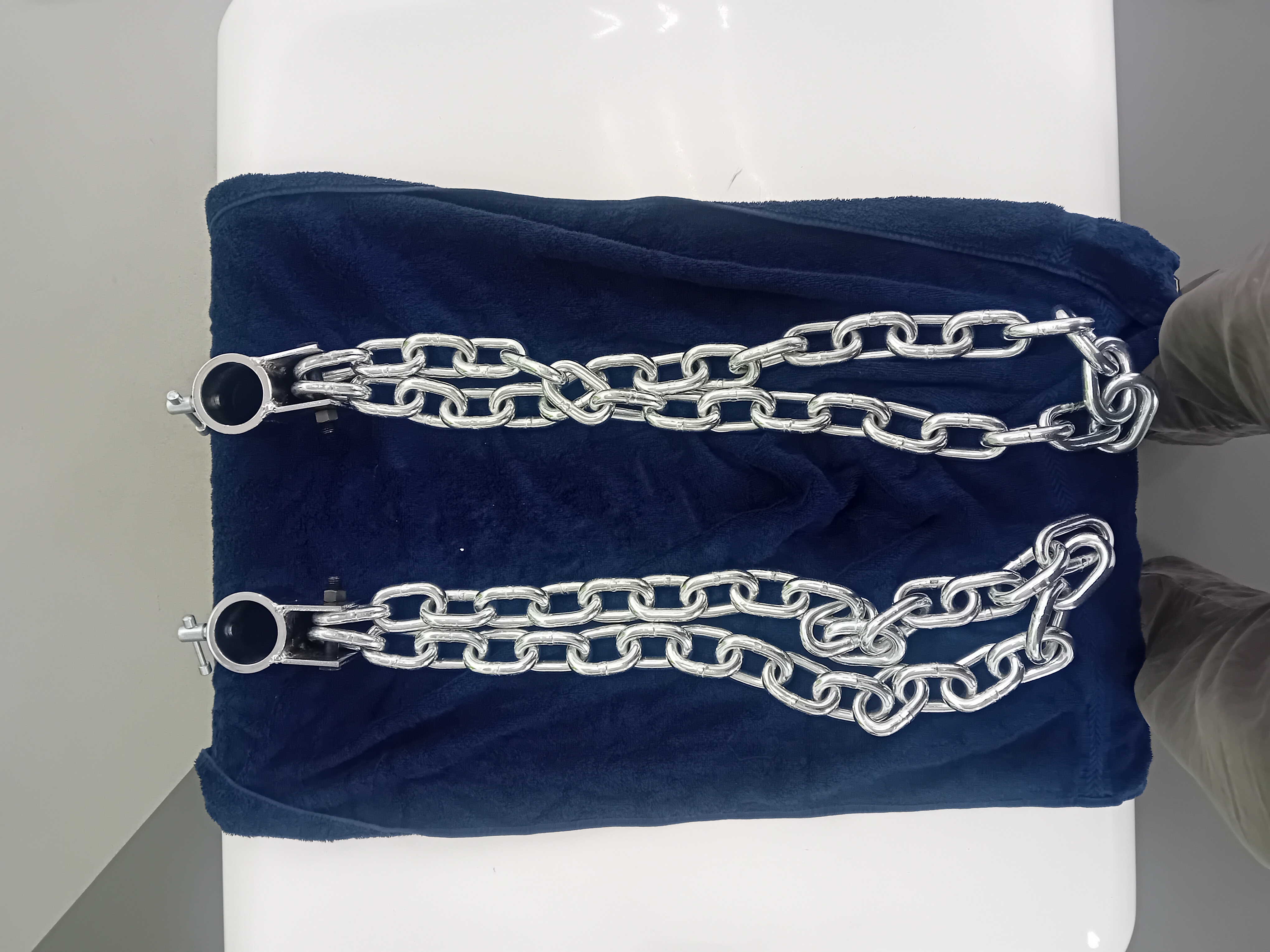 Chains for barbell use and callisthenics 