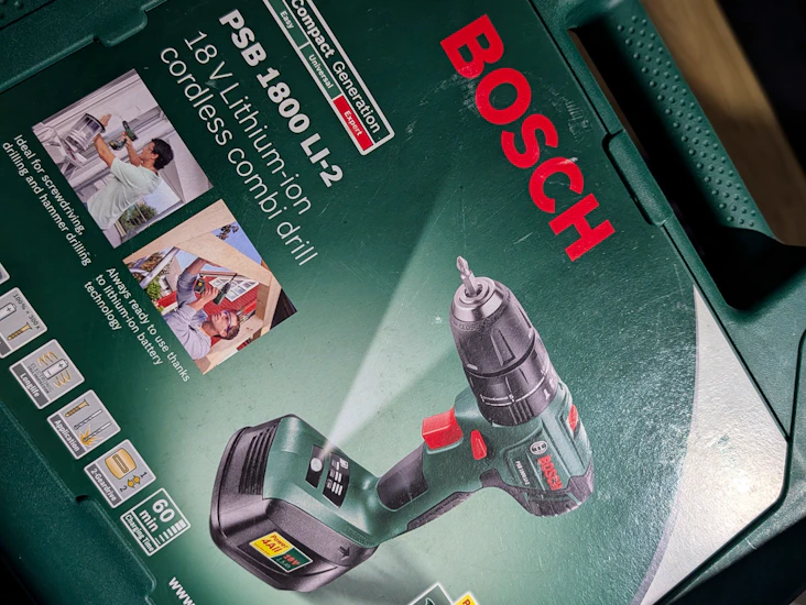 Bosch 18v 1.5ah li-ion cordless combi drill psb 1800 li 2
