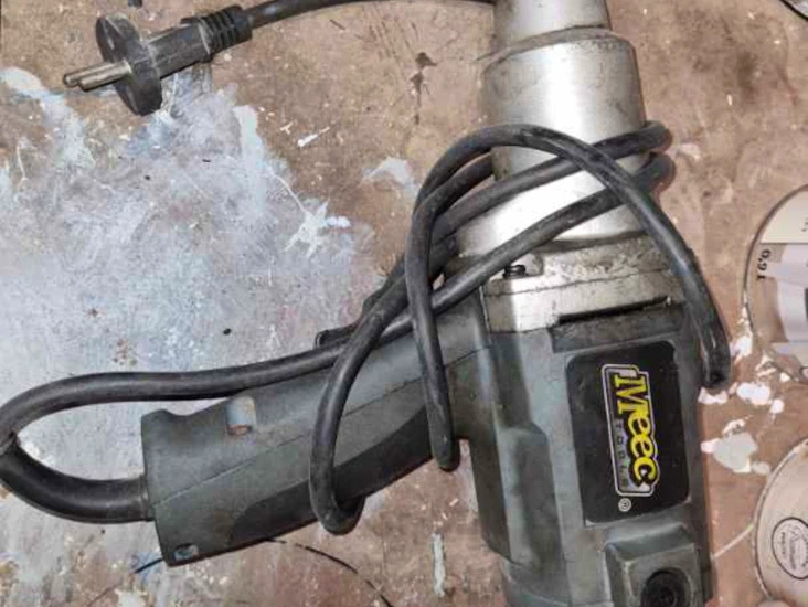 Mutterdragare med kabel