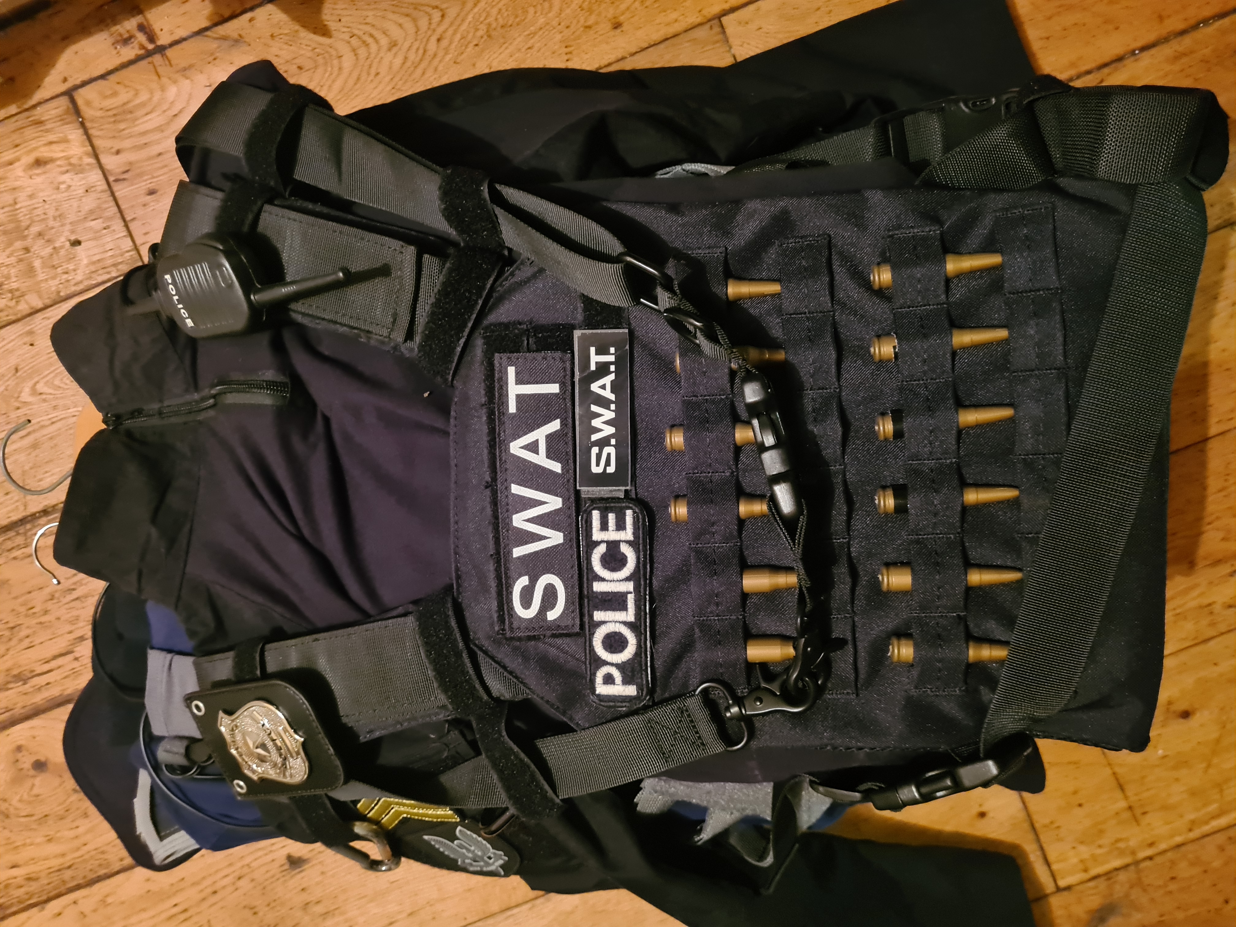 Swat black tactical vest