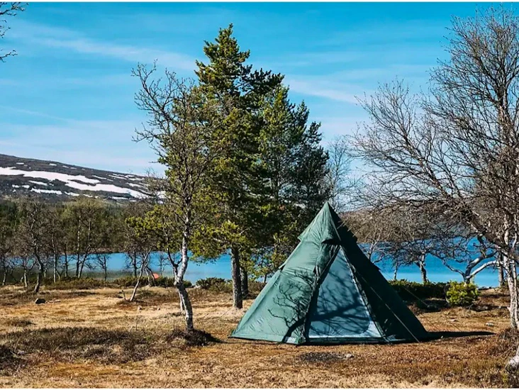 Urberg 5-person lavvo i kombu green