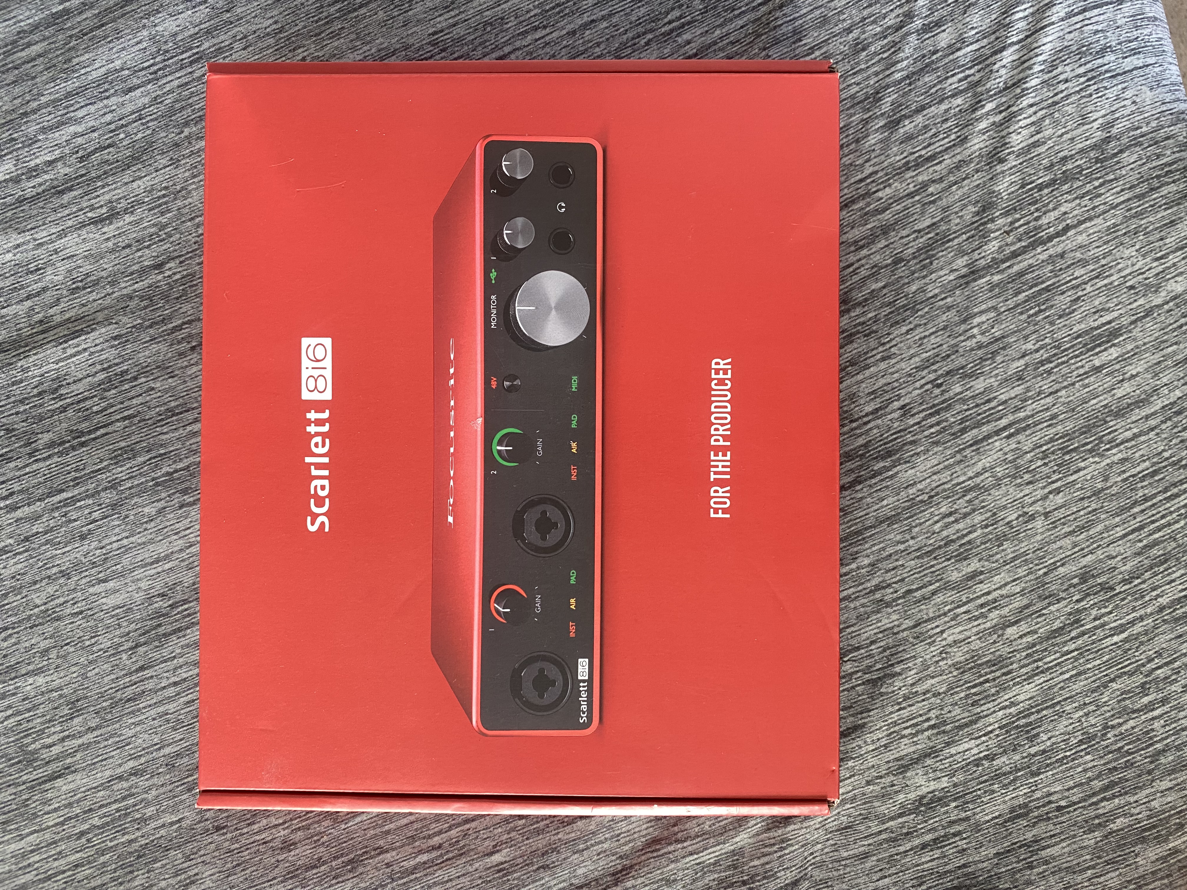 Focusrite scarlett 8i6 audio interface 
